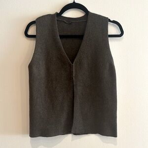 Commense • Knit Butterfly Vest • Espresso • Size M